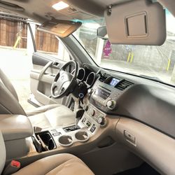 2012 Toyota Highlander