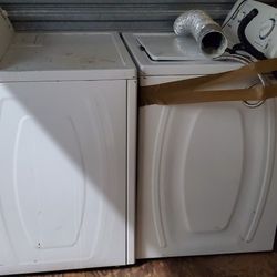 AMANA WASHER & DRYER 