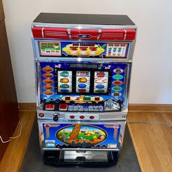 Vintage Japanese Macy Grandview Products Large Slot Machine With Coins- GREAT WORKING CONDITION