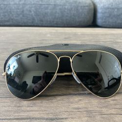 Ray Ban Aviators - Model 62014
