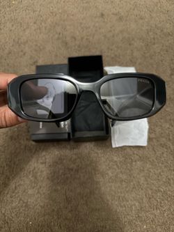 Prada Sunglasses 17WS