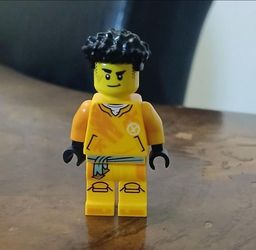 Lego Yellow Ninja Arin