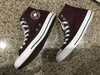 Leather Chuck Taylor Converse🔥