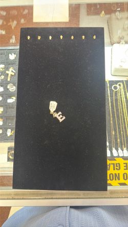Pendant 10k YG 2.4g
