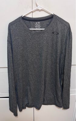 Oakley mens size 2XL long sleeve shirt