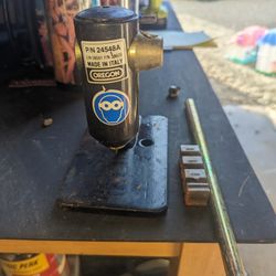 OREGON CHAIN BREAKER BENCH MOUNT 