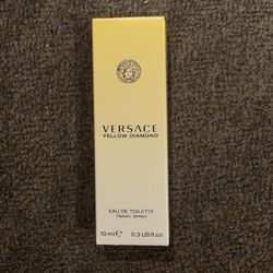 Versace Yellow Diamond Eau de Toilette Travel Spray