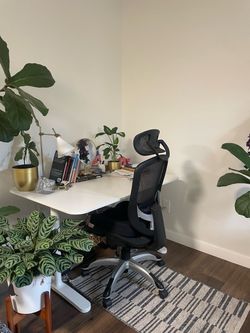 White Ikea Desk