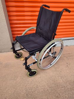 DRIVE  COUGAR SERIES ALUMINUM WHEELCHAIR
