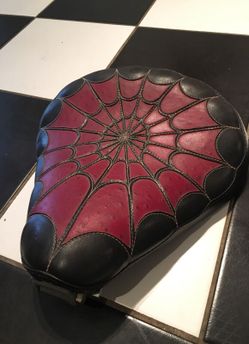 Springer solo seat