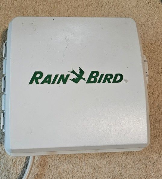 Rain Bird SST1200OUT Indoor/Outdoor Sprinkler 12 Zones Easy Set Up TESTED/E/84