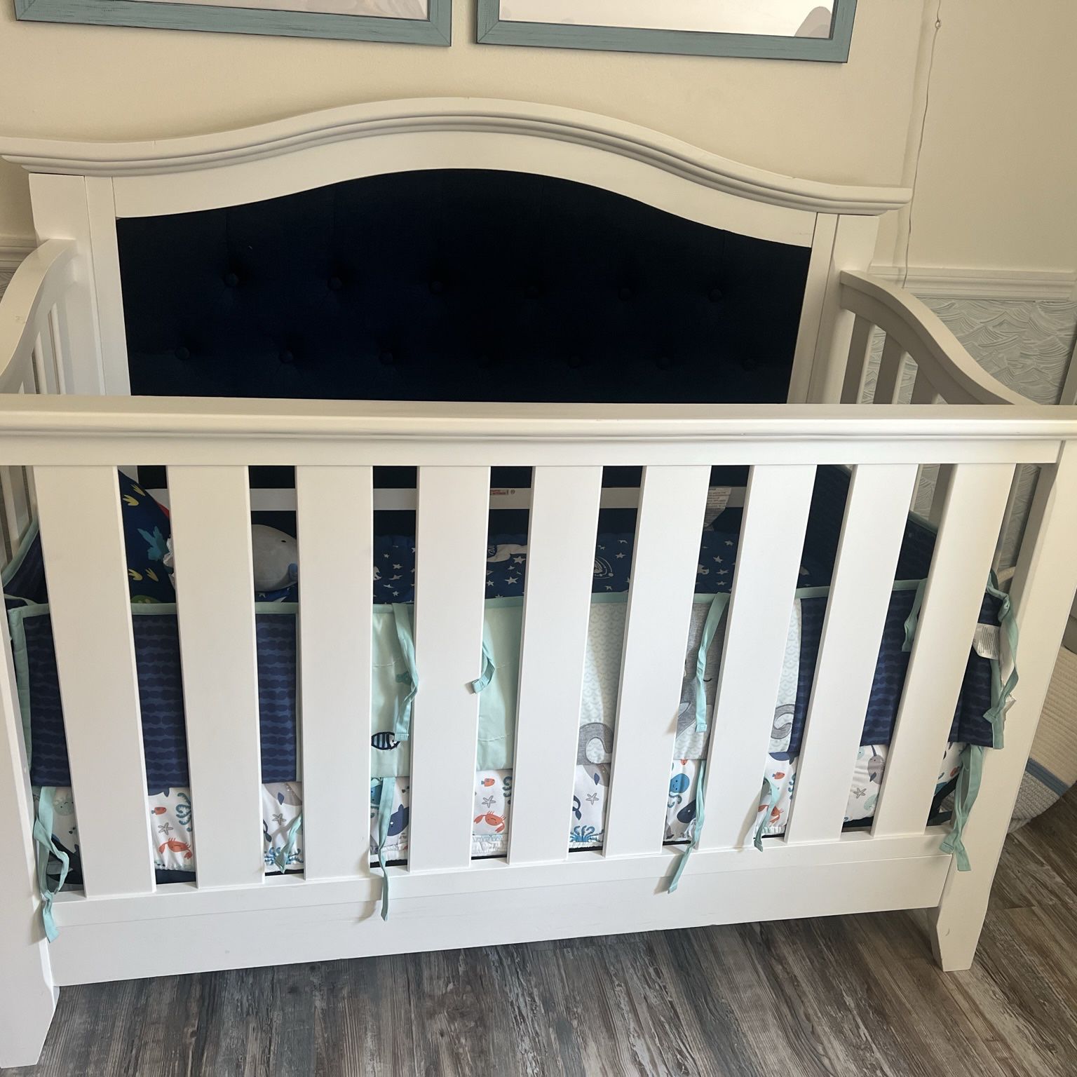 Baby Whale Room / Crib / Decor 