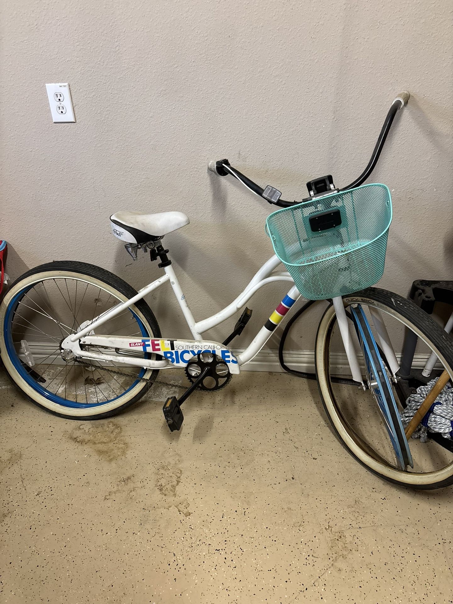 Southern California Bike Slant Felt