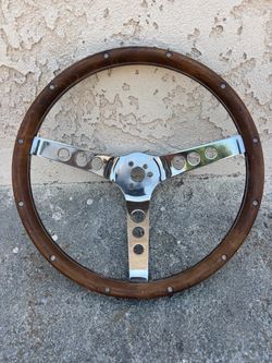 Old school wood 70s style steering wheel Grant 201