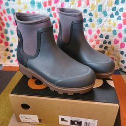 Bogs Holly Chelsea Rain Boots 