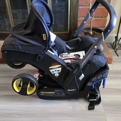 Dooma Carseat and Stroller