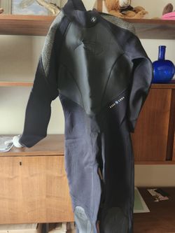 Elan Aqualung 3.2mm Surfsuit