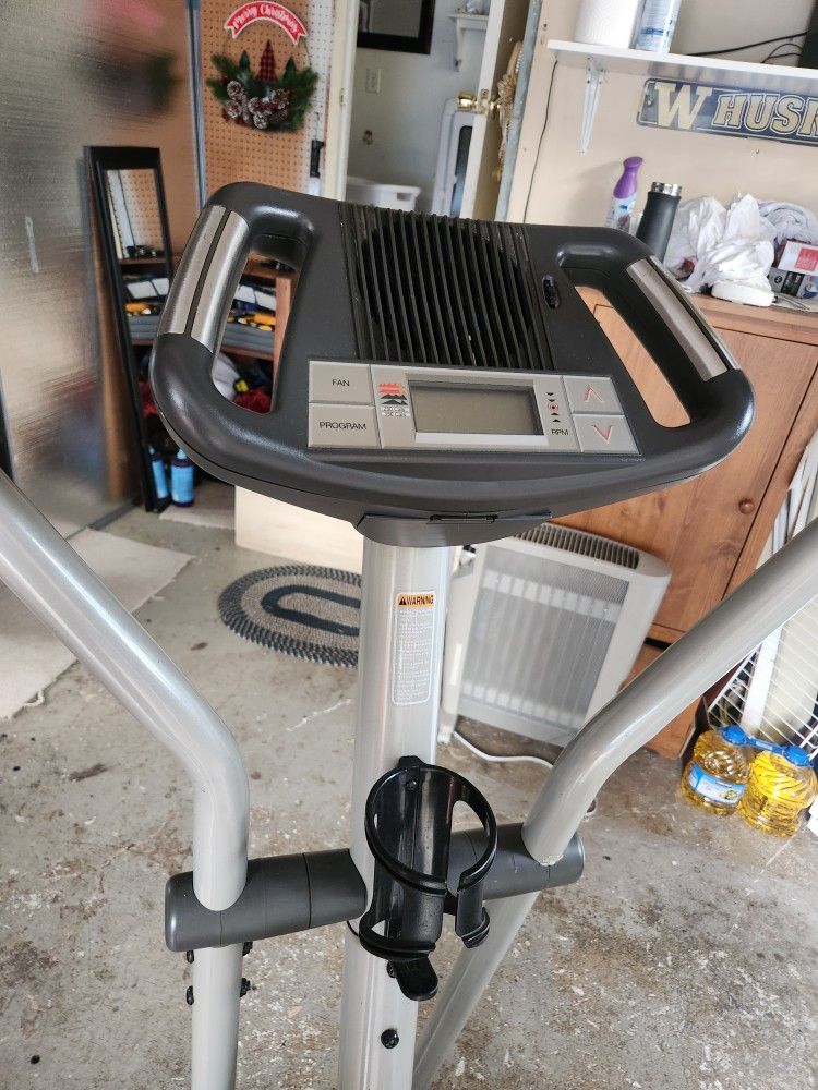 Free Elliptical