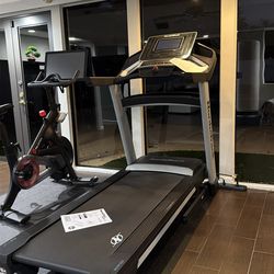 NordicTrack EXP 10i Treadmill – Like New + Extended Warranty