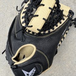 All Star Keyhole Training Catcher Glove Like New Condition Have More Equipment Available 