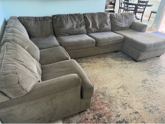 Sectional couch