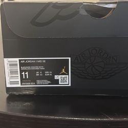 Air Jordan 1 Mid SE