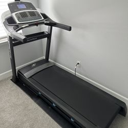 NordicTrack C1270 Pro Treadmill