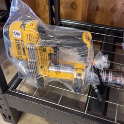 Dewalt 20 V Grease Gun, Tool Only 