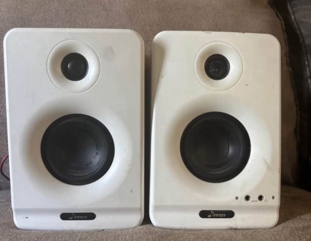 Speakers 