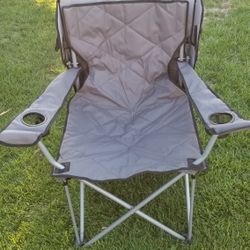 Renato Canopy Chair