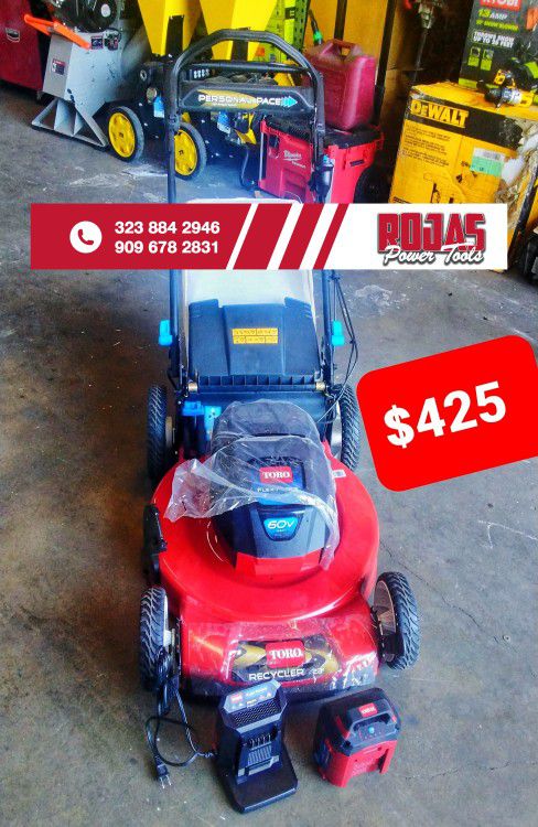 Toro Recycler 22in SmartStow 60V Max Flex-Force Lithium-Ion Cordless Battery Walk Behind Mower 6.0ah Battery and Charger 