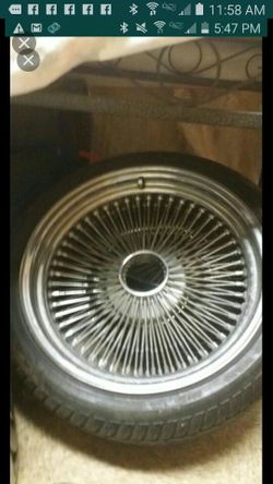 18 inch Dayton rims I don't have center Capps pieces lugs are sold so that why. Must meet in covington