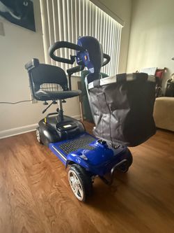 Electric scooter for seniors