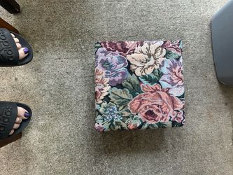 Floral Tapestry Upholstered Footstool Ottoman