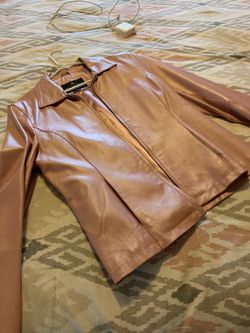 Pink leather jacket like new size XL