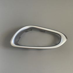 2013-2019 Nissan Sentra 80683-3SG0A Front Door Inside Handle Bezel, LH 806833SG0A OEM new