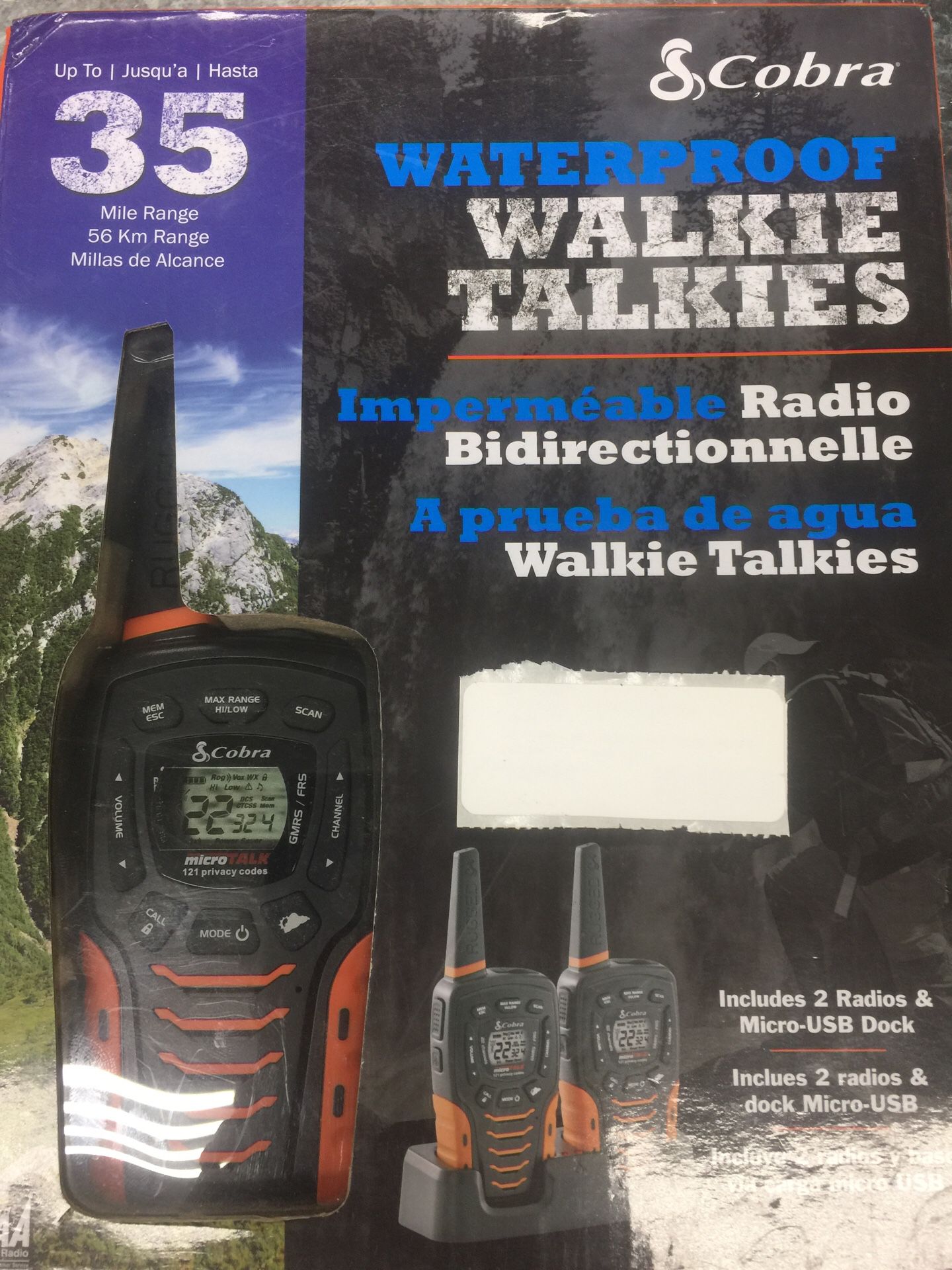 Cobra 2 way walkie talkies 35 mile range