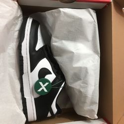 Nike Panda Dunks 