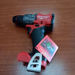 Mikwaukee hammer drill fuel new