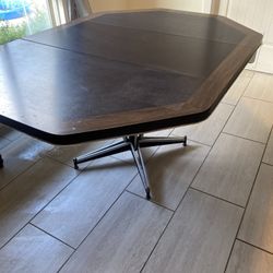 Mid-Century Modern Octagon Pedestal Dining Table – Watertown Slide (Wisconsin)