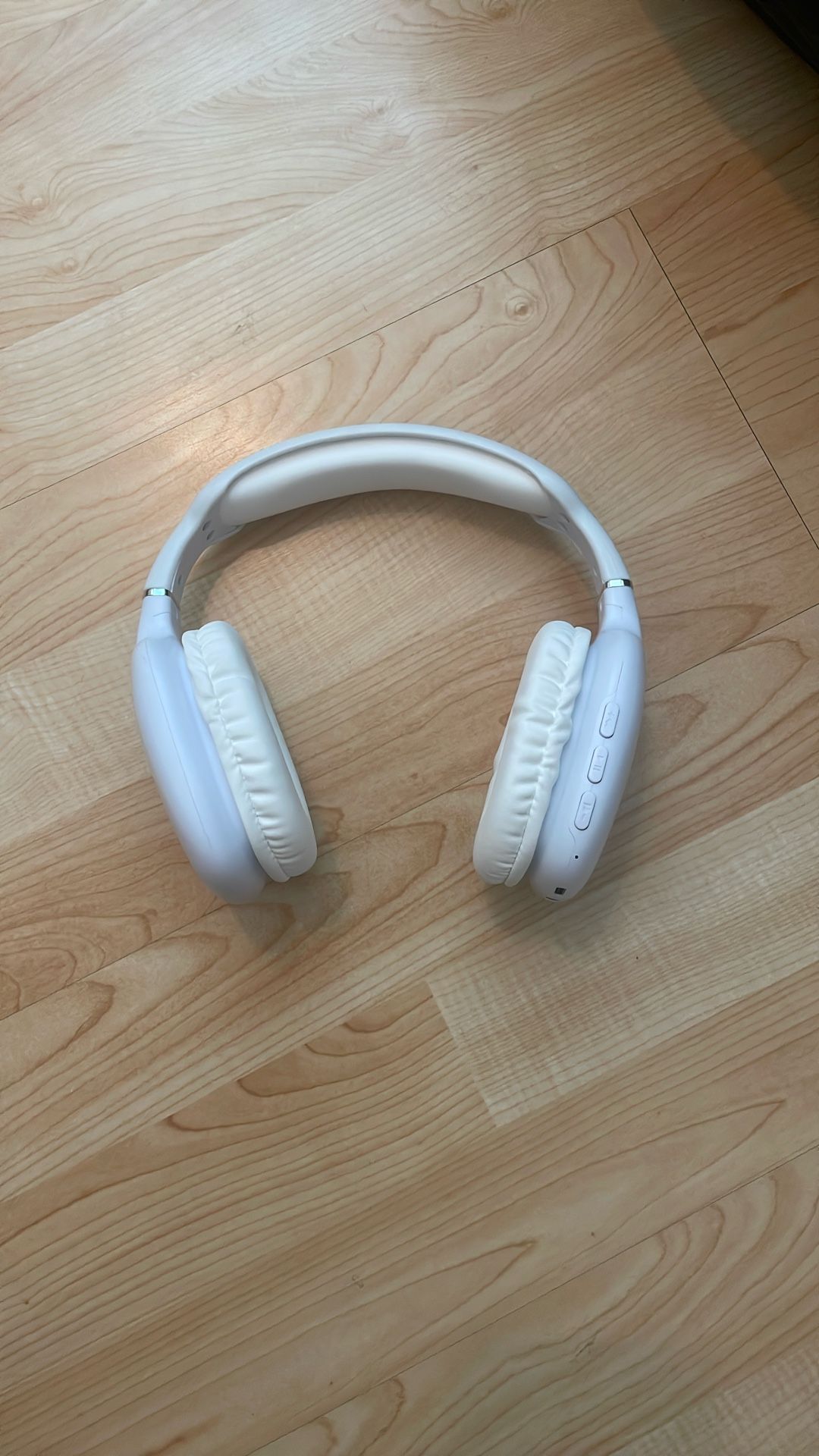 Headphones (unused)