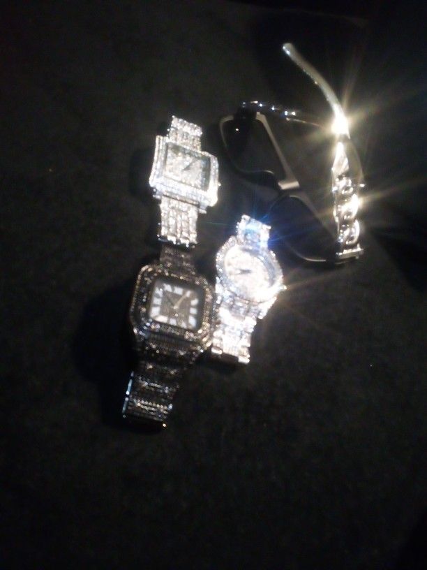 Four Piece Set Black Titanium Ice Silver White C O Rapper Executive Set