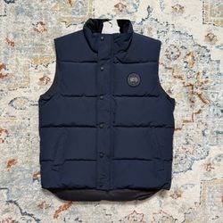 Men’s Winter Vest New size L/XL  Price Firm Not Negotiable.