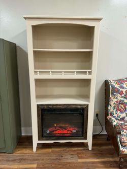 Shelf w/Electric Fireplace Display