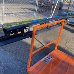 Jeep Gladiator. Bars 