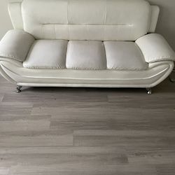 White Couch And Love Seat