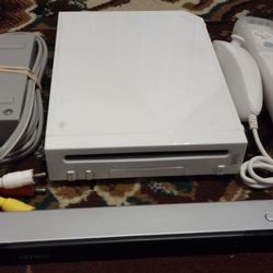 NINTENDO WII 128GB SYSTEM REGION FREE CONSOLE WITH 85 GAMES