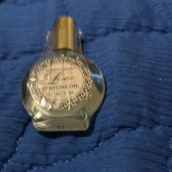 Marilyn Migilns Lace Perfume Oil 15.00$ Firm