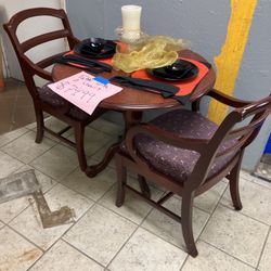 Table With 2 Chairs 