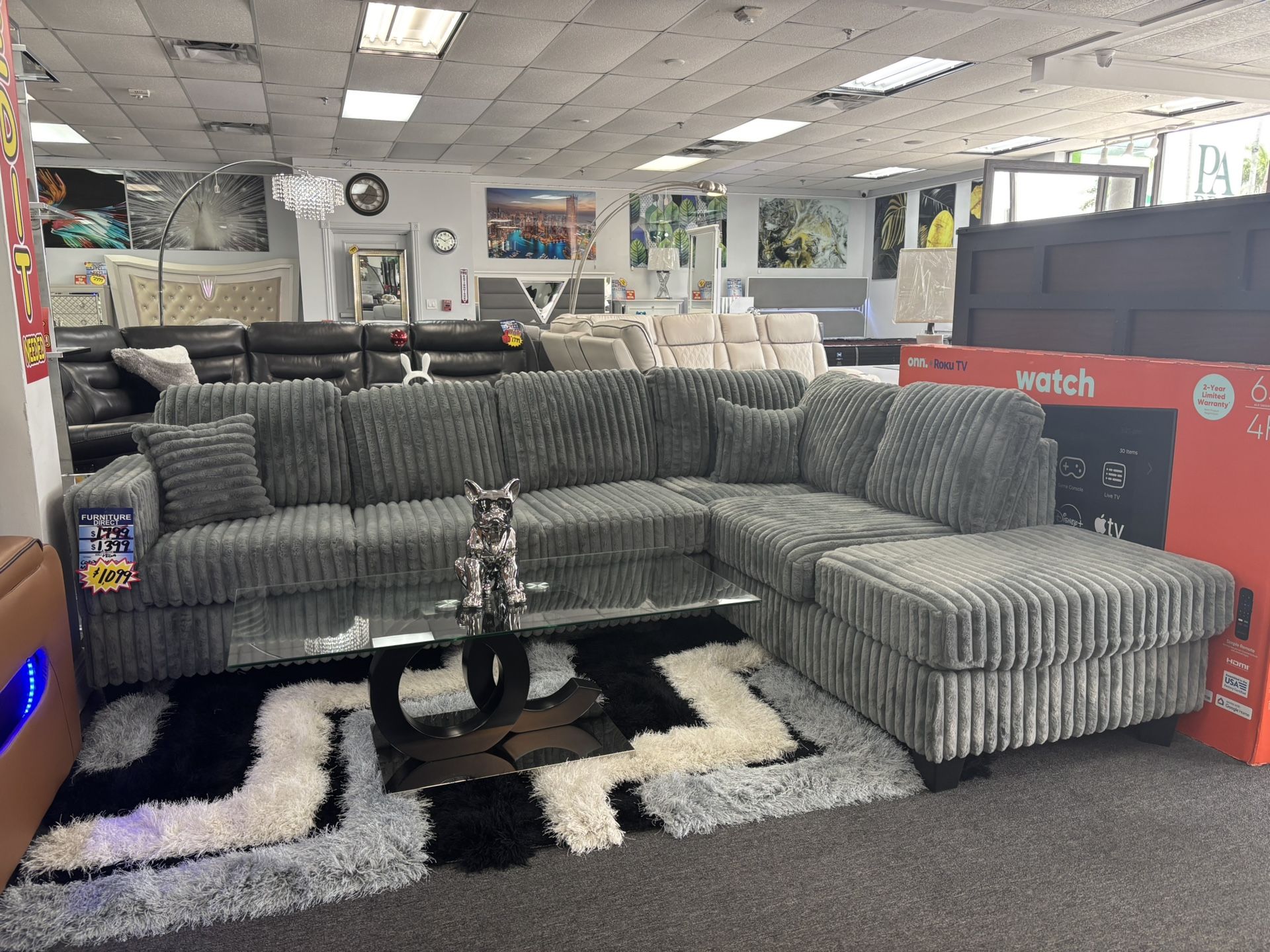 Plush Fabric Sectional Couch For Sale (brand New) 45% Off